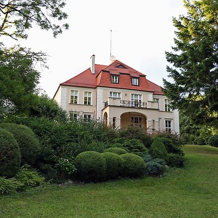Dwor Bieland Bed & Breakfast Elblag Exterior photo