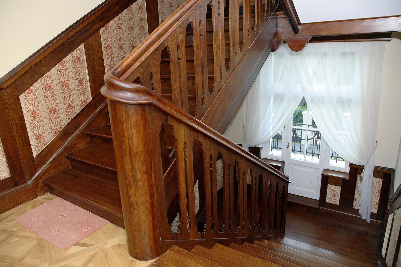 Dwor Bieland Bed & Breakfast Elblag Exterior photo